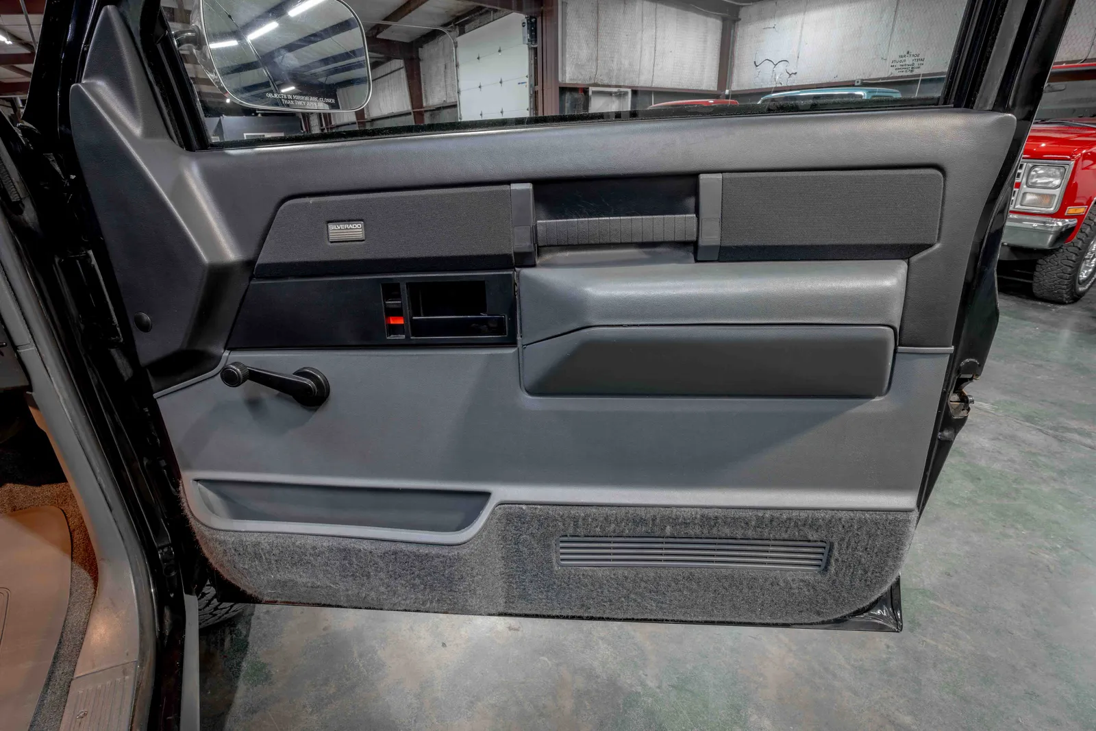 One Owner 1988-Chevrolet-Silverado-Black-306617-47.jpg